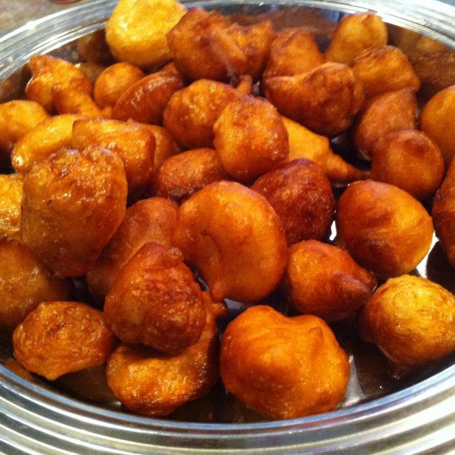 oh my god twitter doesn’t include alt text from images in their API